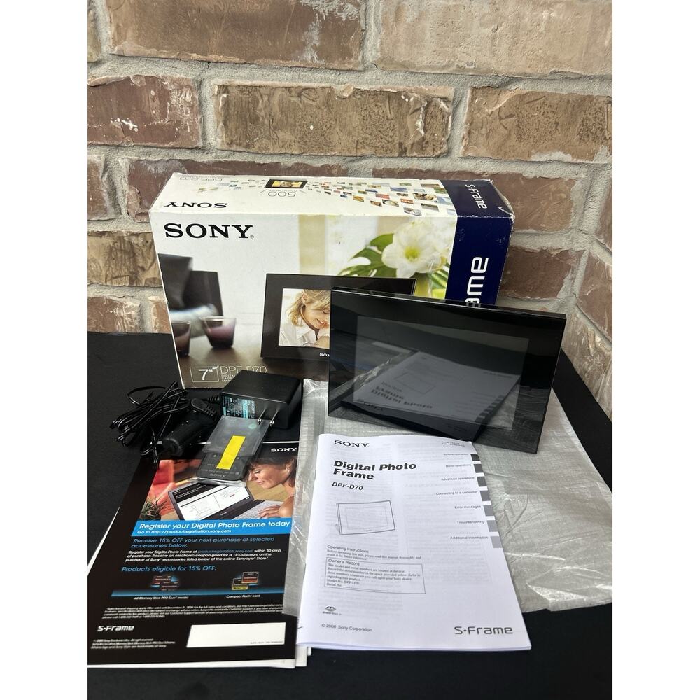 Sony S-Frame DPF-D70 7" Digital Photo Frame NEW In OPEN BOX
